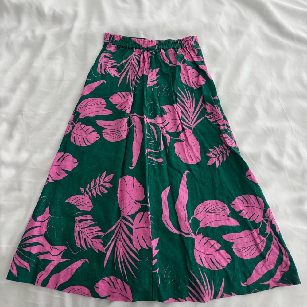 Maison d’Amelie linen blend green and pink midi skirt and cropped top set - Picture 9 of 10